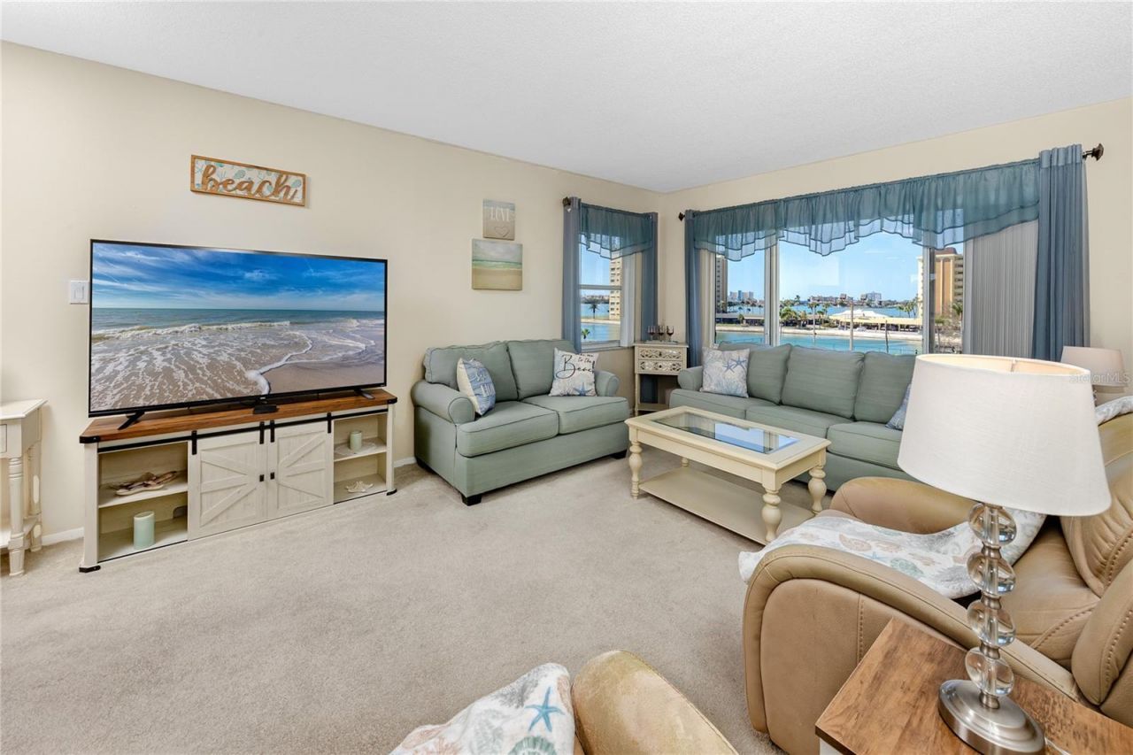 4650 Cove Circle , Unit 409, Saint Petersburg, FL 33708 Photo