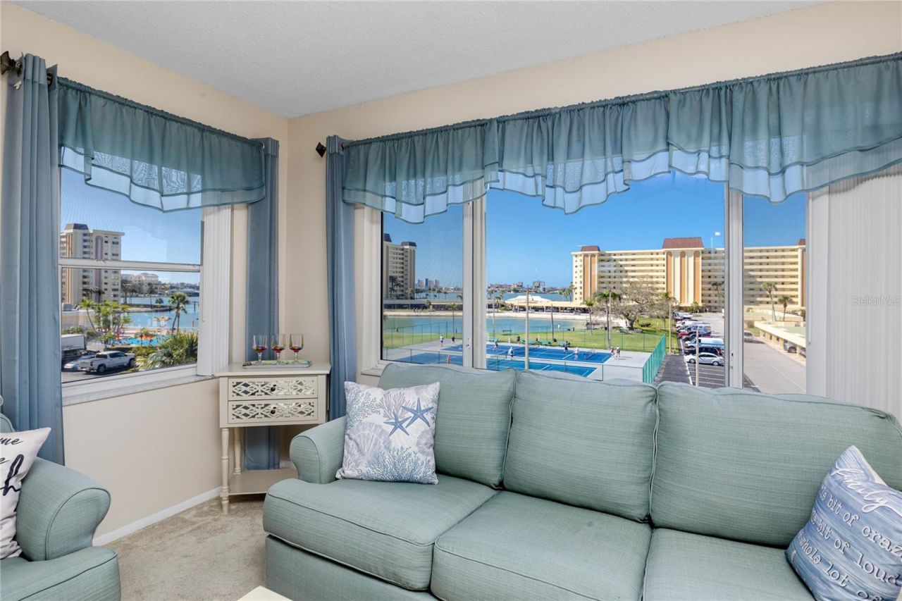 4650 Cove Circle , Unit 409, Saint Petersburg, FL 33708 Photo