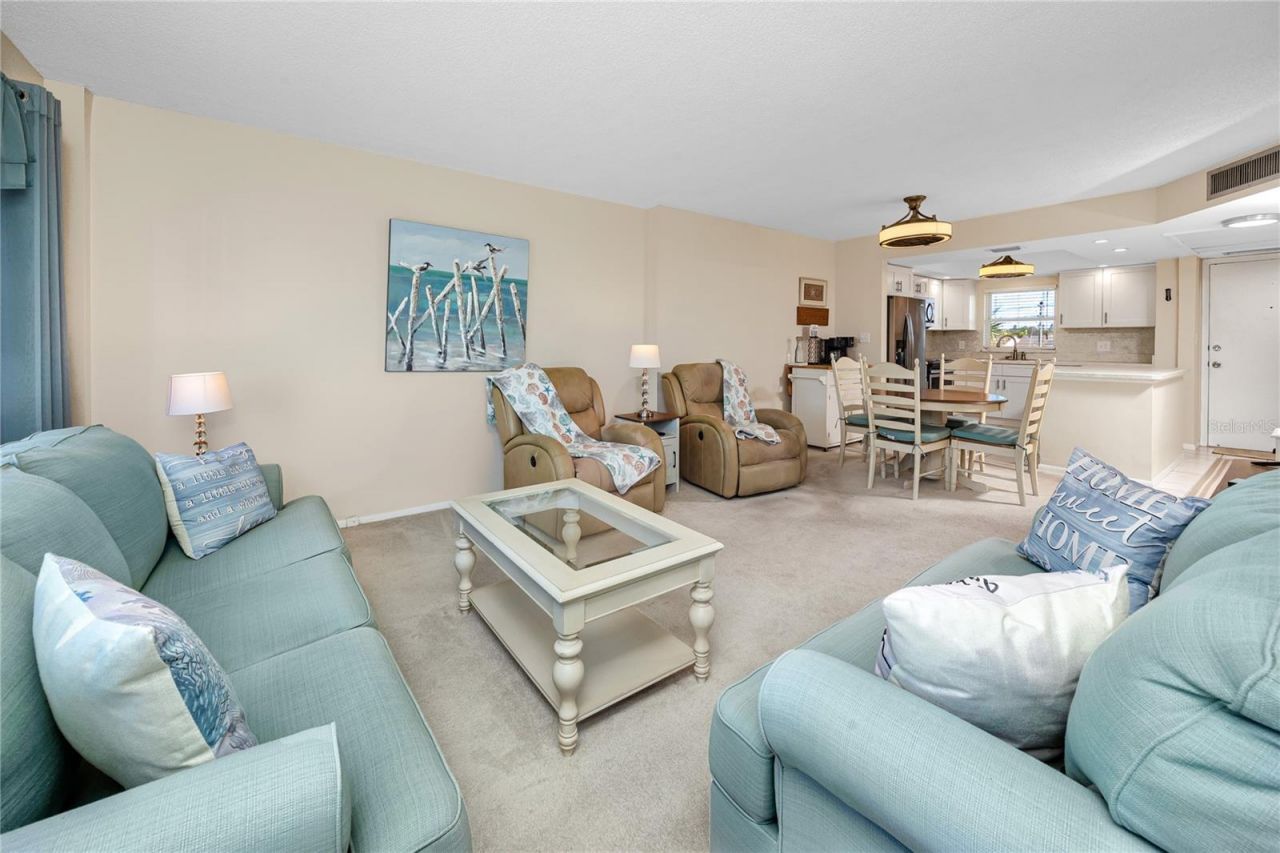 4650 Cove Circle , Unit 409, Saint Petersburg, FL 33708 Photo