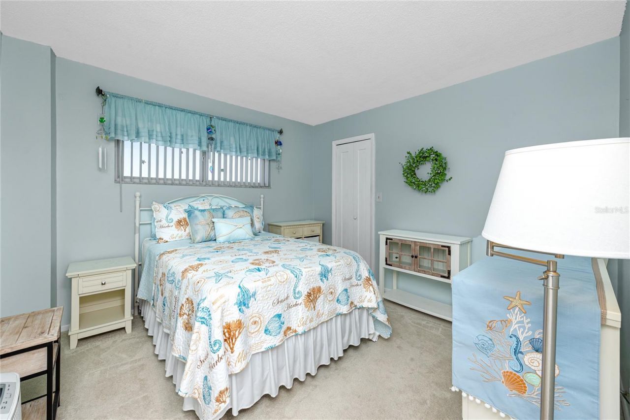 4650 Cove Circle , Unit 409, Saint Petersburg, FL 33708 Photo