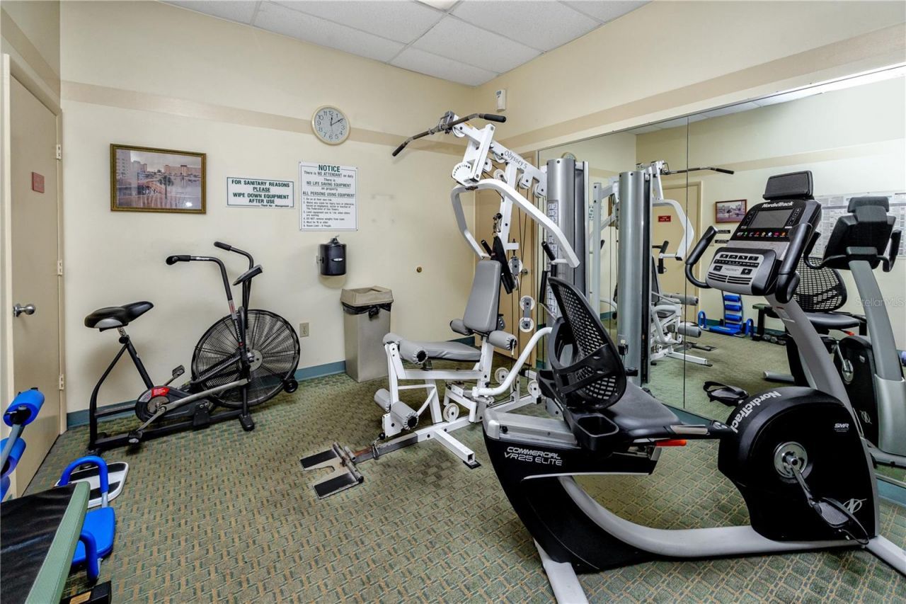 4650 Cove Circle , Unit 409, Saint Petersburg, FL 33708 Photo