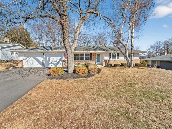 5736 Pembroke Drive, Fitchburg, WI 53711