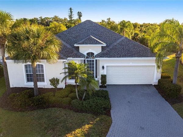 9282 Palm Island CIR, NORTH FORT MYERS, FL 33903