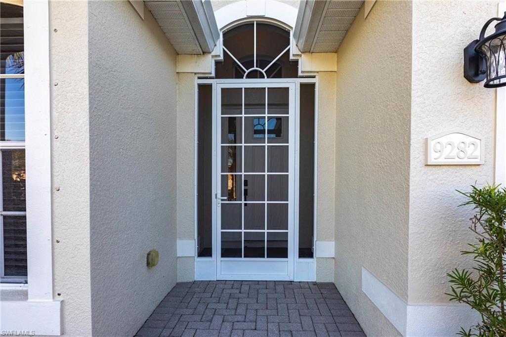 9282 Palm Island Cir, North Fort Myers, FL 33903 Photo