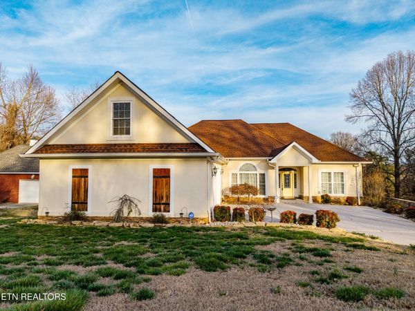 210 Indian Shadows Drive, Maryville, TN 37801