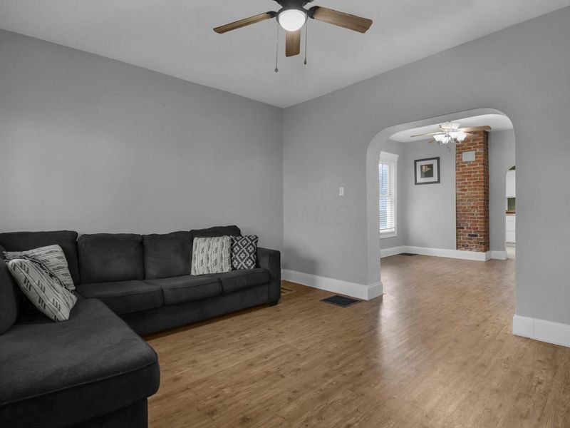 283 Whitethorne Avenue, Columbus, OH 43223 Photo 15