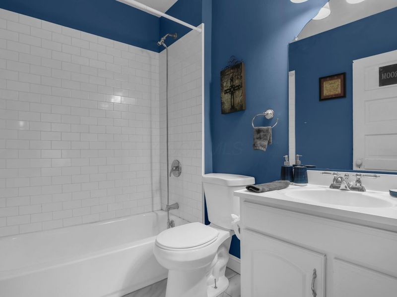 283 Whitethorne Avenue, Columbus, OH 43223 Photo 16