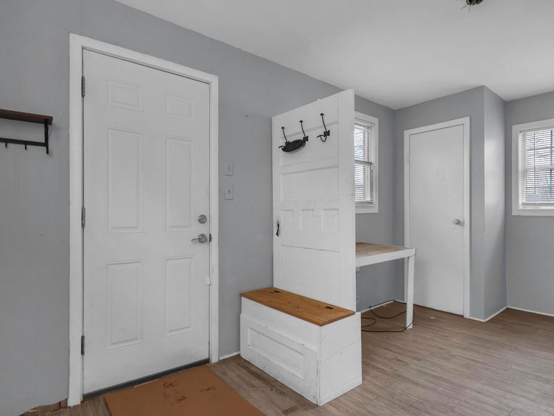 283 Whitethorne Avenue, Columbus, OH 43223 Photo 18