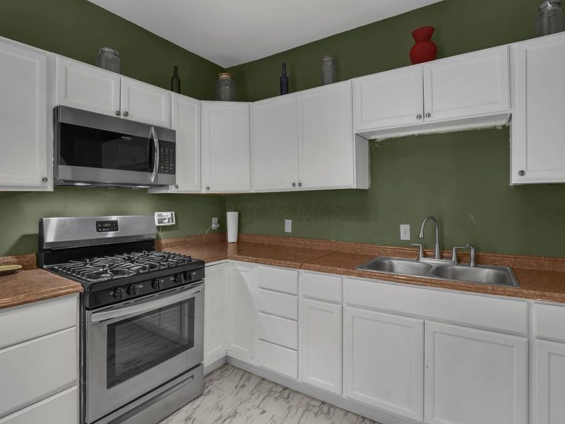 283 Whitethorne Avenue, Columbus, OH 43223 Photo 8