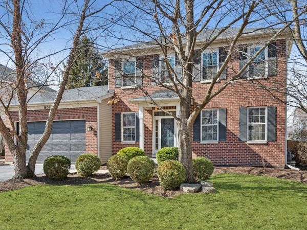 803 Lenox Avenue , Bolingbrook, IL 60490