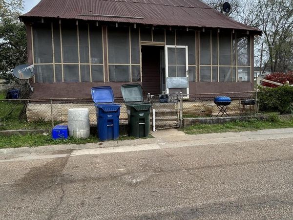 739 Smith Street, Natchez, MS 39120