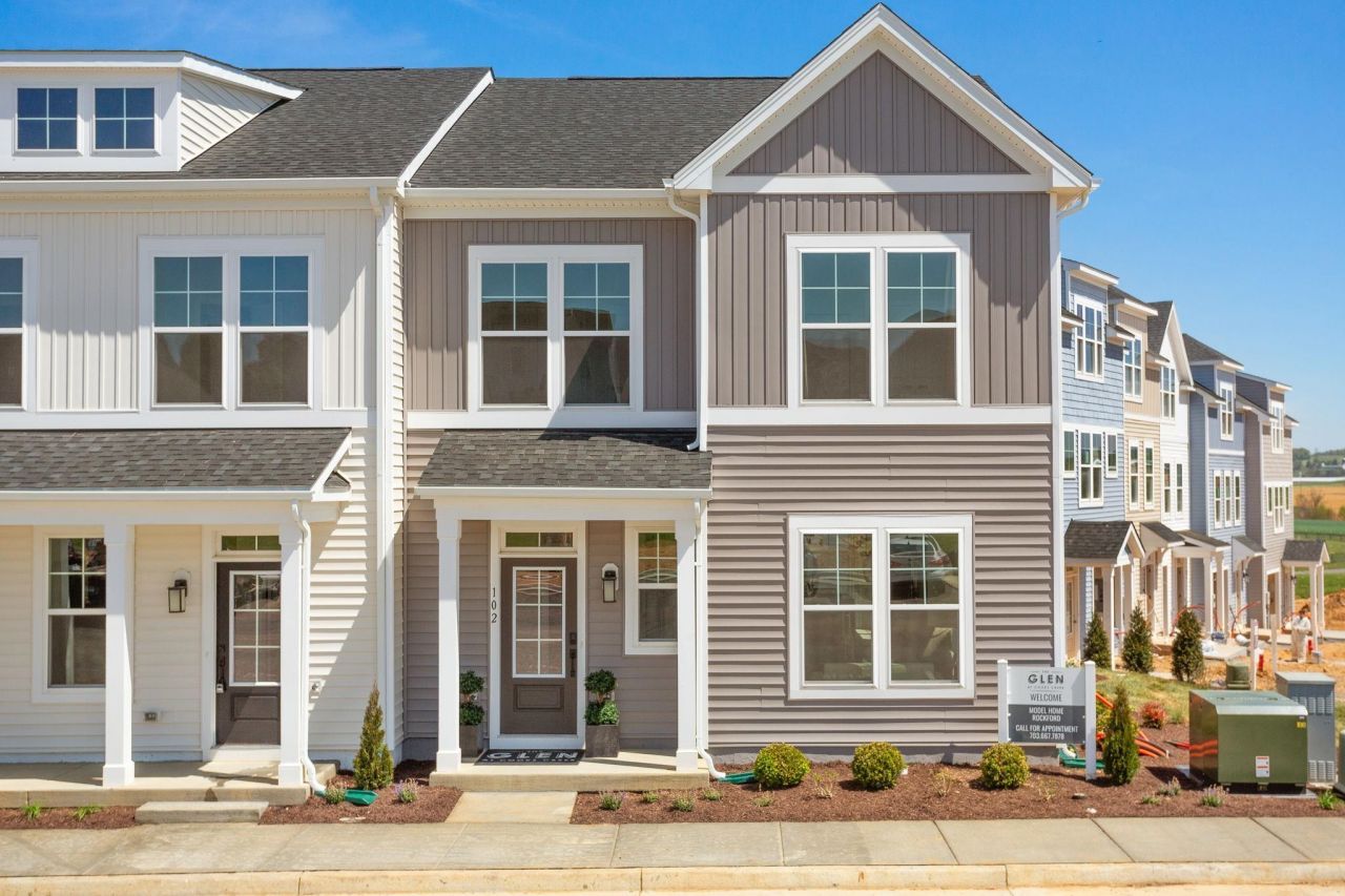 109 SCARLET MAPLE LN primary photo