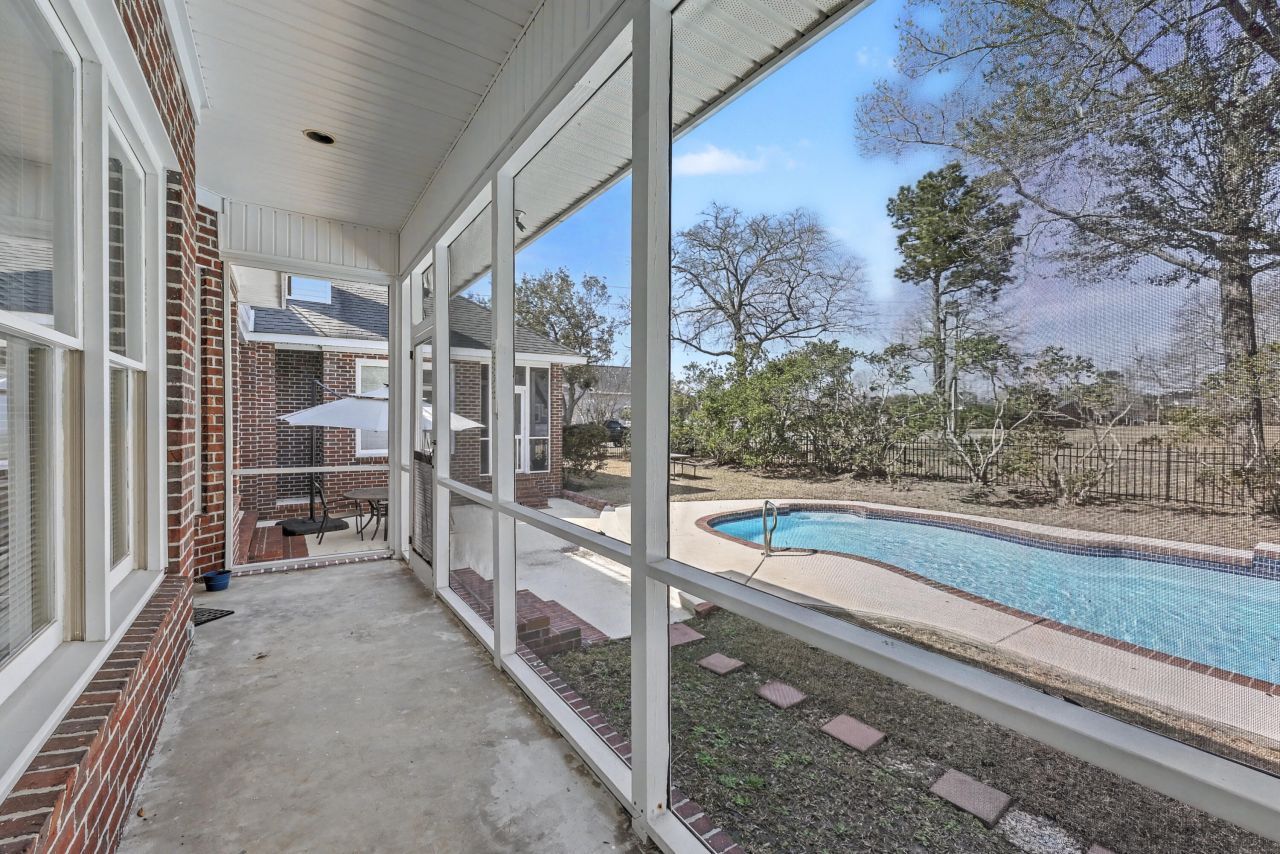 1417 Eagle Landing Boulevard Photo 28