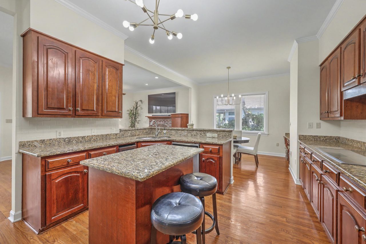 1417 Eagle Landing Boulevard Photo 8