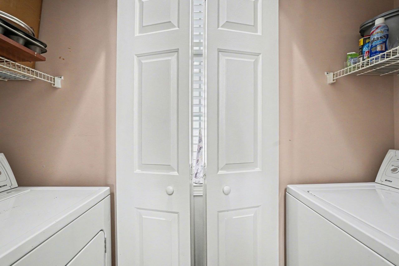 636 River Oaks Dr.  Photo 20