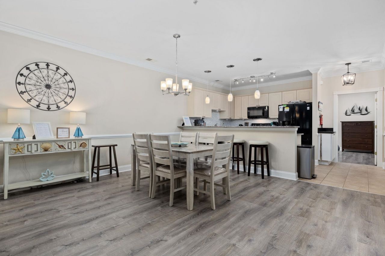 4869 Luster Leaf Circle Photo 4