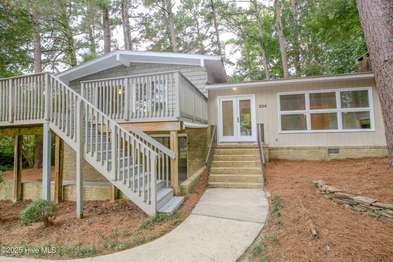 234 Lakeview Drive, Whispering Pines, NC 28327 Main Photo
