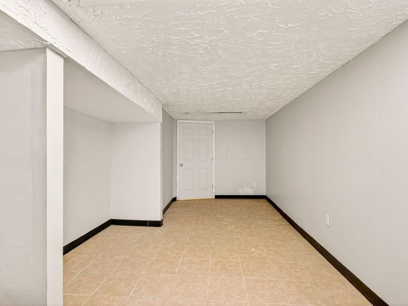 5705 Tamarack Boulevard W, Unit F, Columbus, OH 43229 Photo 25