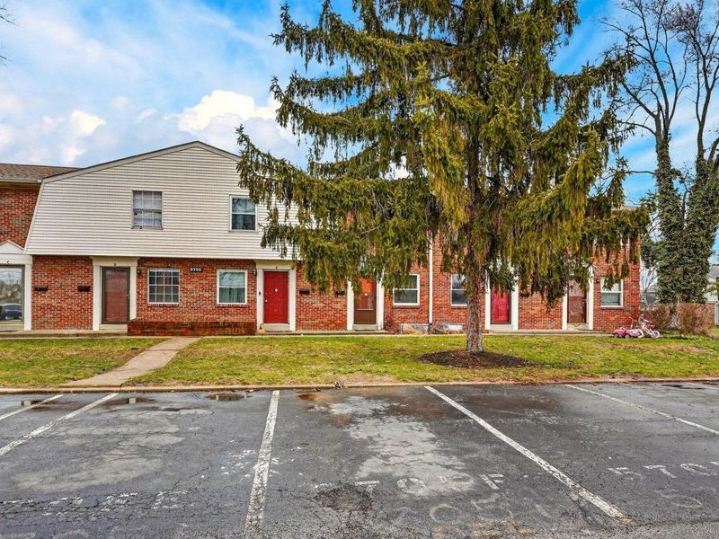 5705 Tamarack Boulevard W, Unit F, Columbus, OH 43229 Photo 32