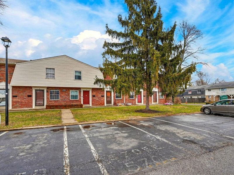 5705 Tamarack Boulevard W, Unit F, Columbus, OH 43229 Photo 33