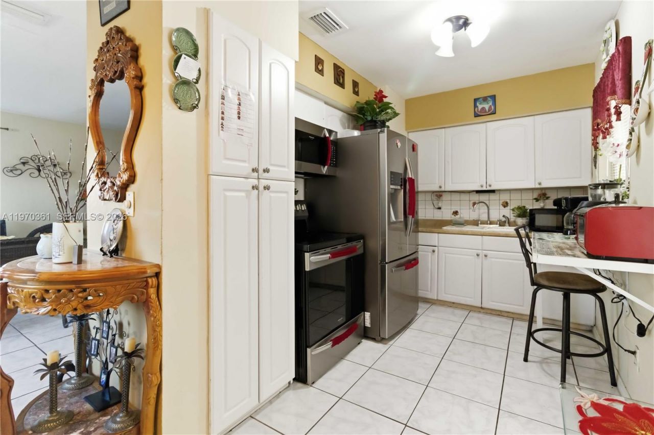 380 NW 133rd St, North Miami, FL 33168 Photo