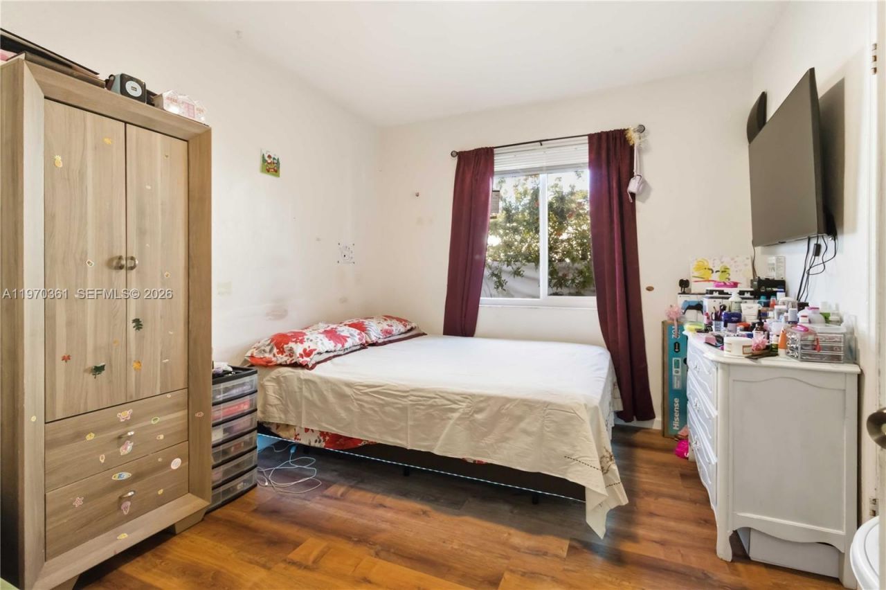 380 NW 133rd St , North Miami, FL 33168 Photo