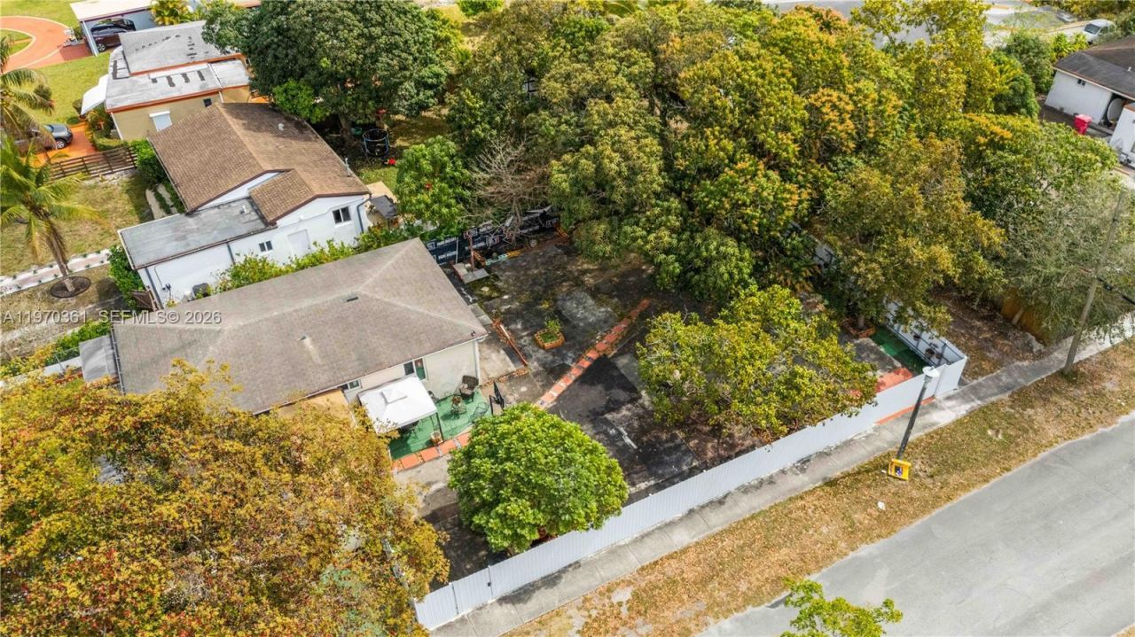 380 NW 133rd St, North Miami, FL 33168 Photo