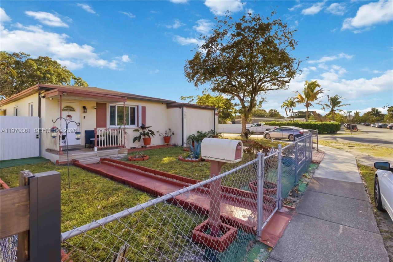380 NW 133rd St, North Miami, FL 33168 Photo