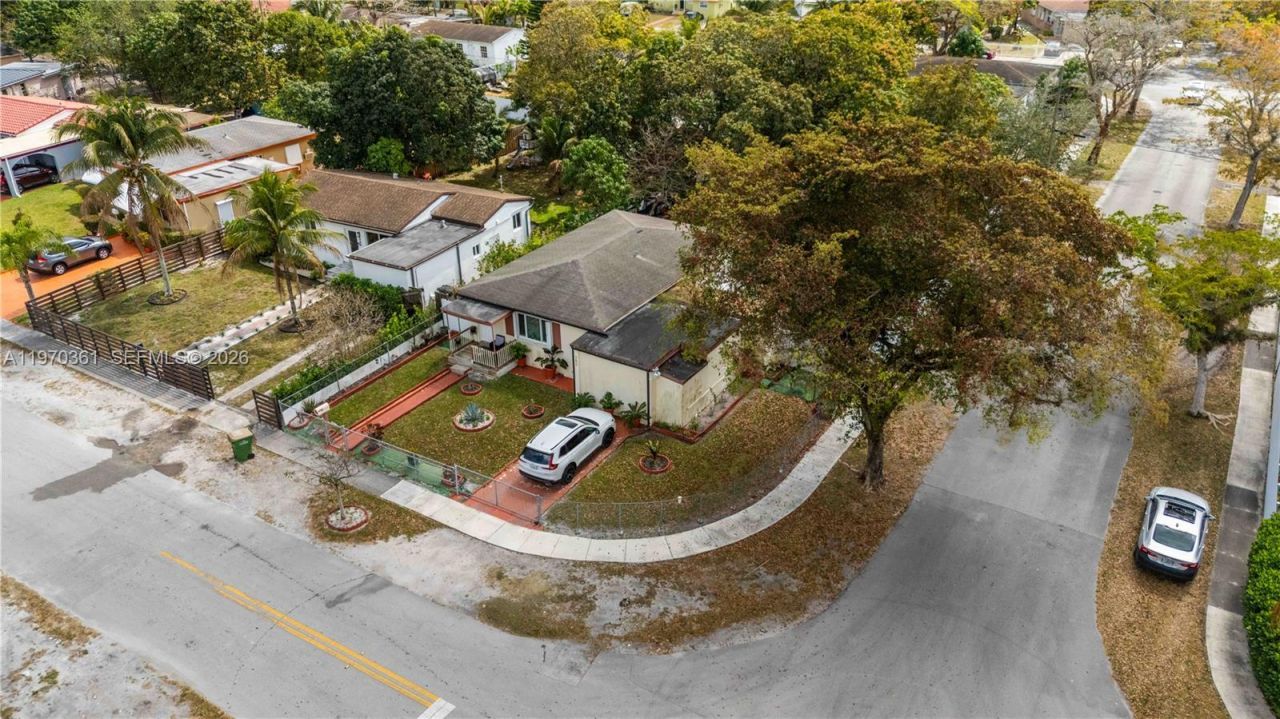 380 NW 133rd St, North Miami, FL 33168 Photo