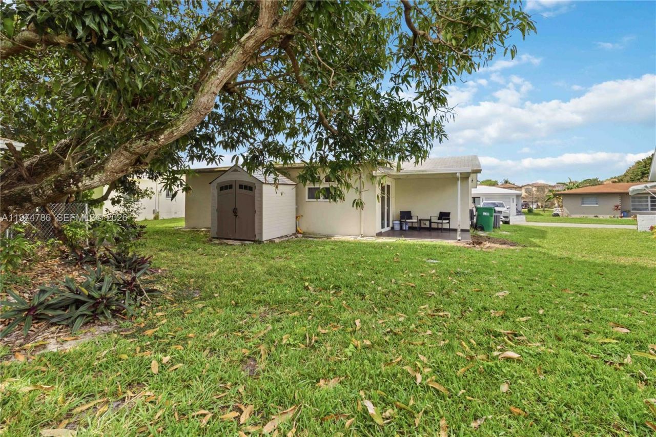 5616 NW 48th Way , Tamarac, FL 33319 Photo