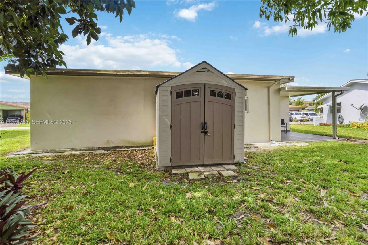 5616 NW 48th Way , Tamarac, FL 33319 Photo