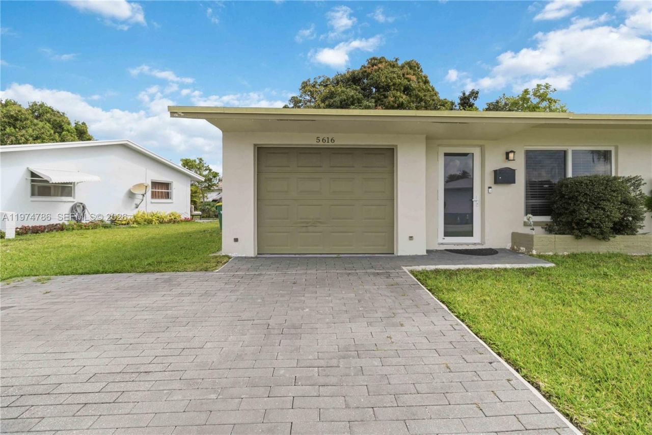 5616 NW 48th Way , Tamarac, FL 33319 Photo