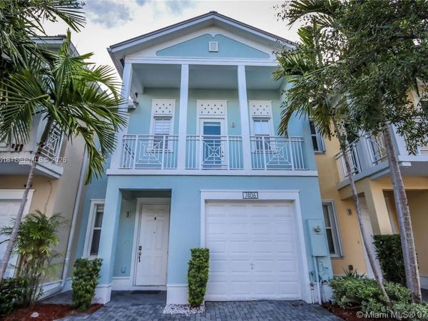 7406 NW 108th Path , Doral, FL 33178