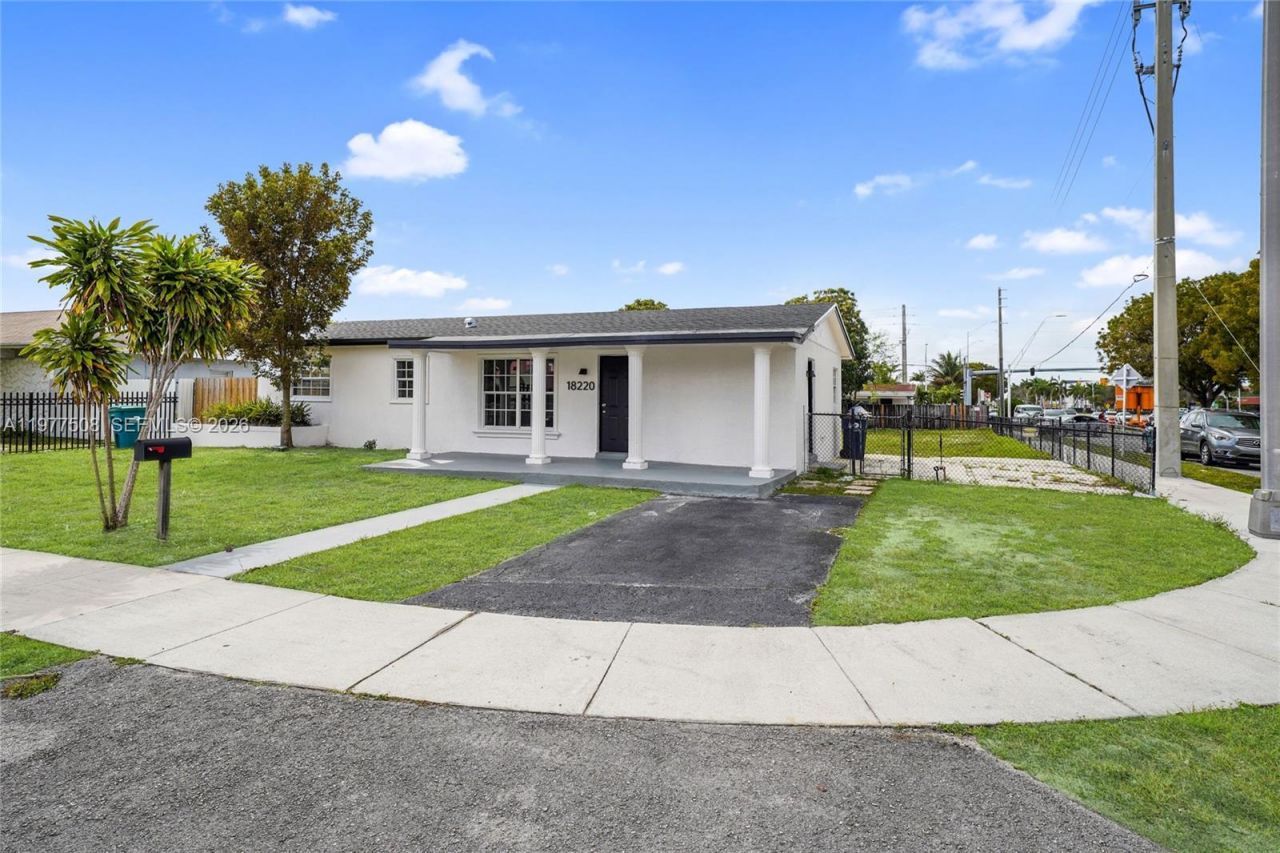 18220 NW 31st Ave, Miami Gardens, FL 33056 Photo