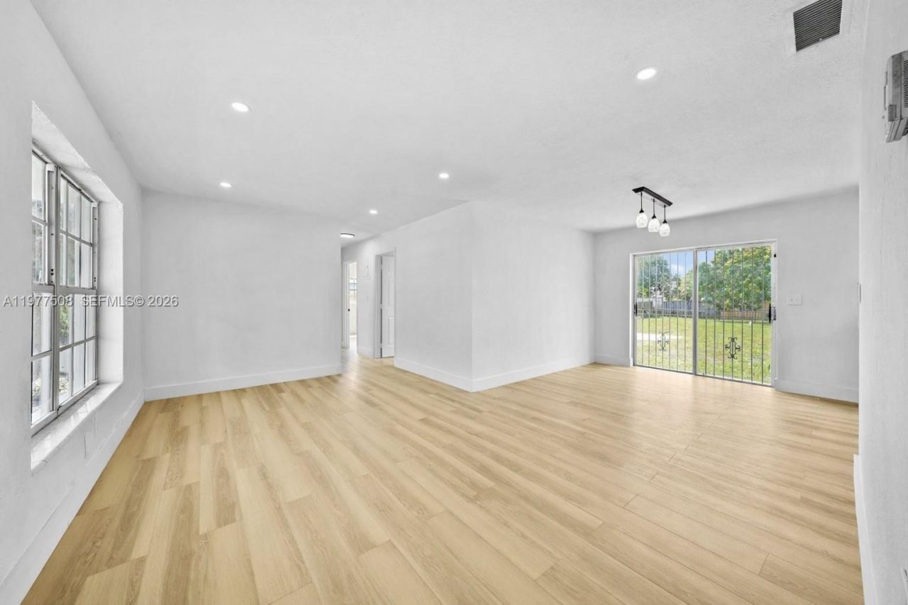 18220 NW 31st Ave, Miami Gardens, FL 33056 Photo