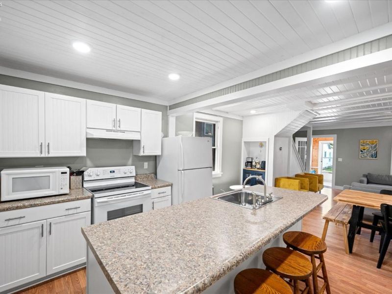 317 Oak Avenue, Lakeside, OH 43440 Photo 14