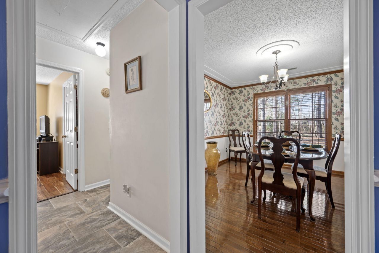 153 Hickory Trace Drive Photo 14