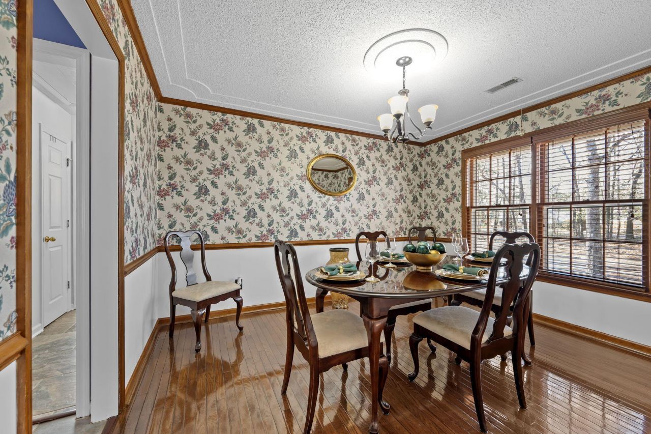 153 Hickory Trace Drive Photo 22