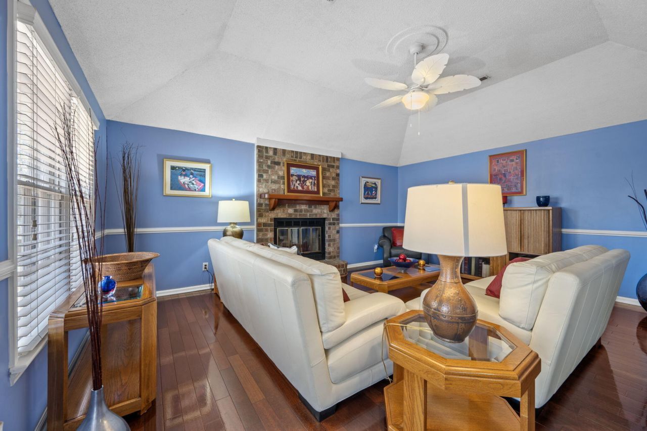 153 Hickory Trace Drive Photo 30