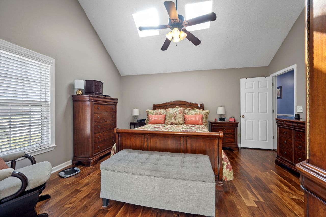 153 Hickory Trace Drive Photo 37