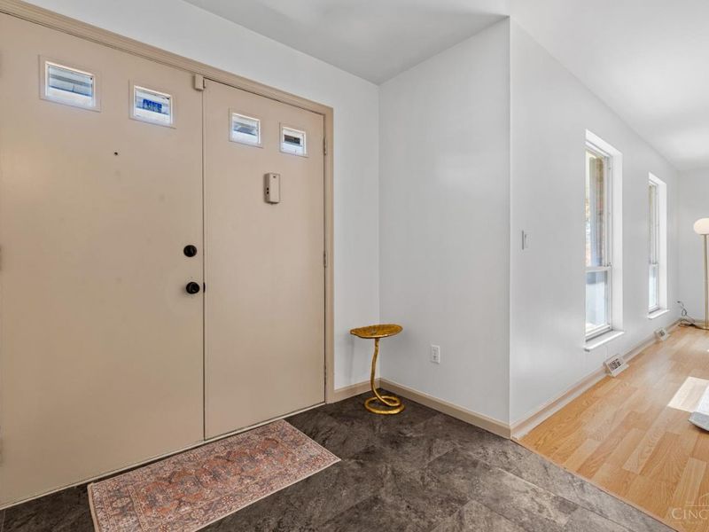 7988 Woodruff Road, Cincinnati, OH 45255 Photo 17