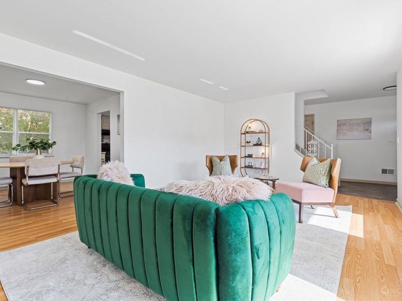 7988 Woodruff Road, Cincinnati, OH 45255 Photo 22