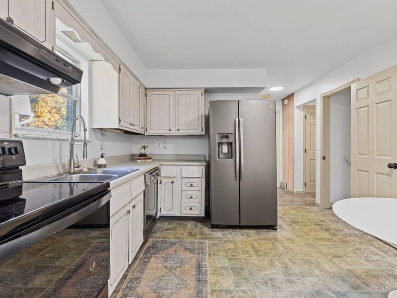 7988 Woodruff Road, Cincinnati, OH 45255 Photo 26