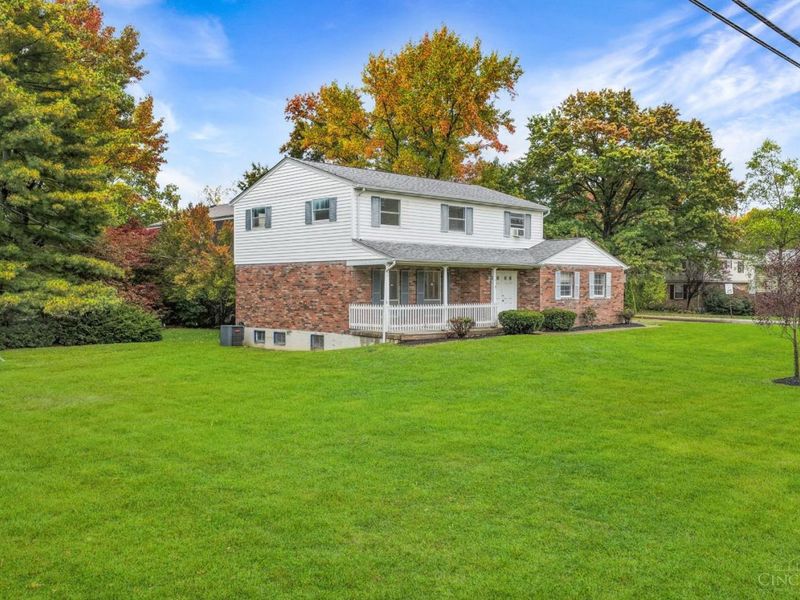 7988 Woodruff Road, Cincinnati, OH 45255 Photo 4