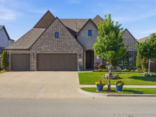 5512 E 124th Street S, Bixby, OK 74008