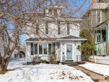 4723 W 6th Street, Duluth, MN 55807