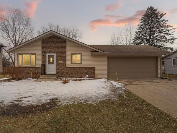 8350 208th Street W, Lakeville, MN 55044