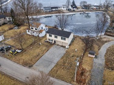 6198 Brancheau Road, Berlin Twp, MI 48166