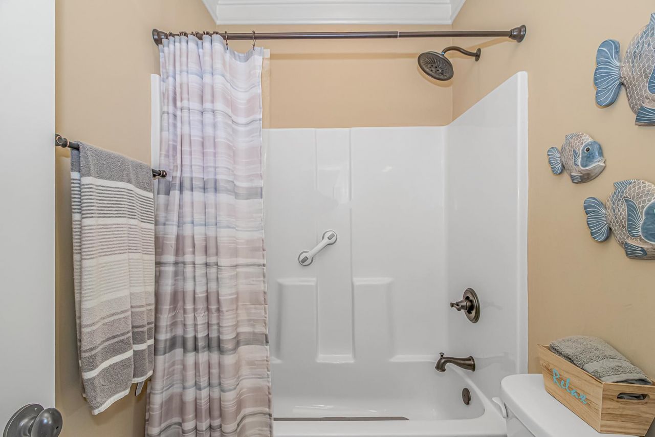 6001-1364a S Kings Hwy.  Photo 19