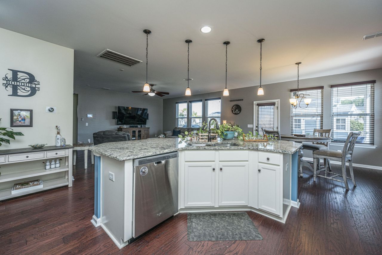 138 Basket Grass Lane Photo 21